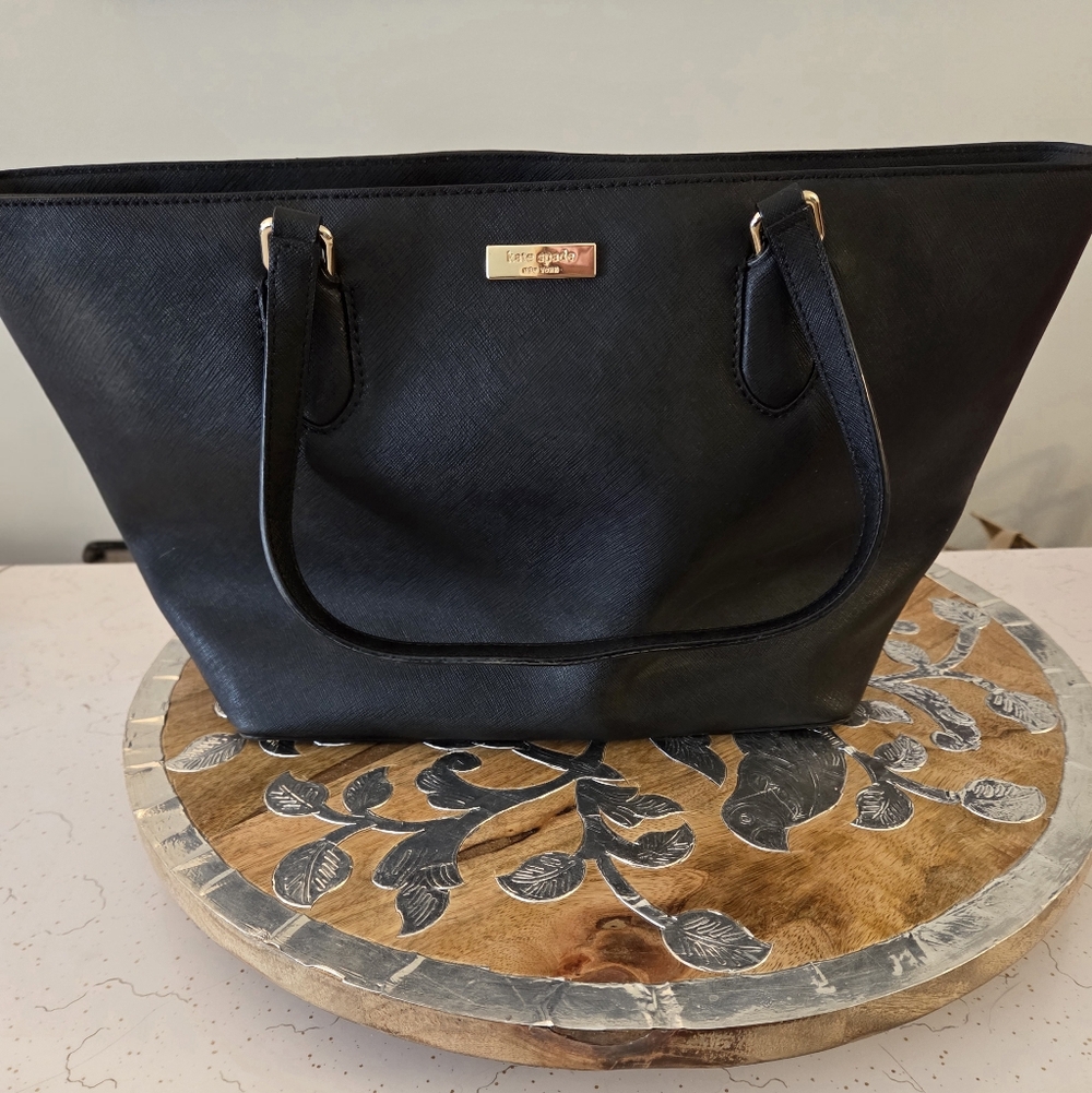 Kate Spade Laurel Way Med Daily Tote Bag
